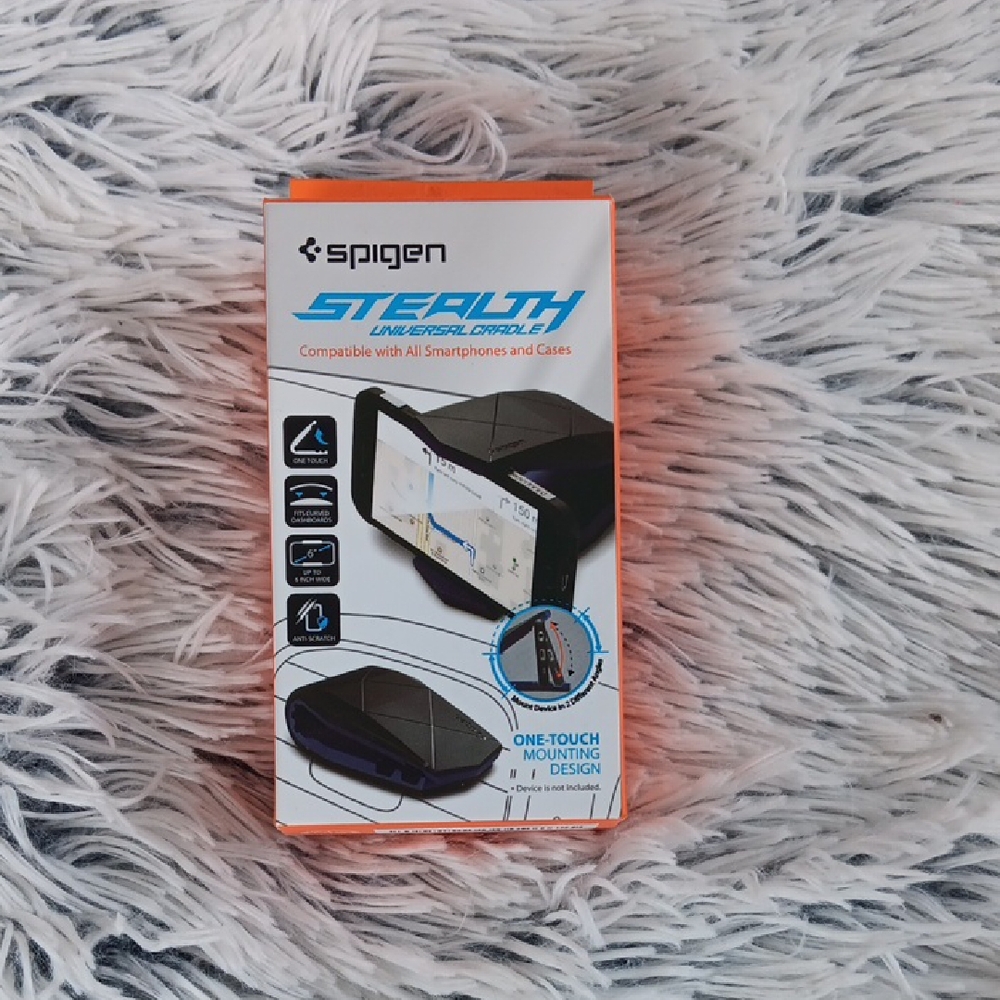 Spigen Stealth Universal Car Mount - Black and Orange